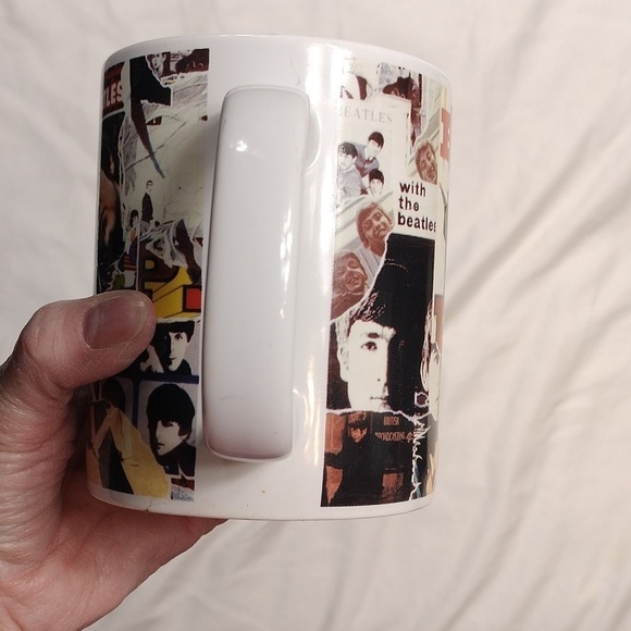 Beatles 2005 coffee mug - Picture 2 of 9
